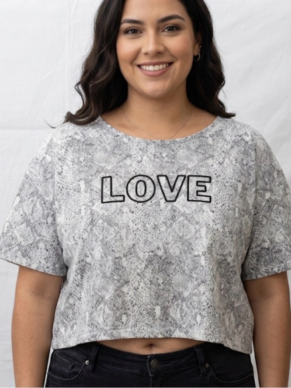 Alternative Gray Snakeskin Print “LOVE” Crop Top Size L - NWOT(A719)
